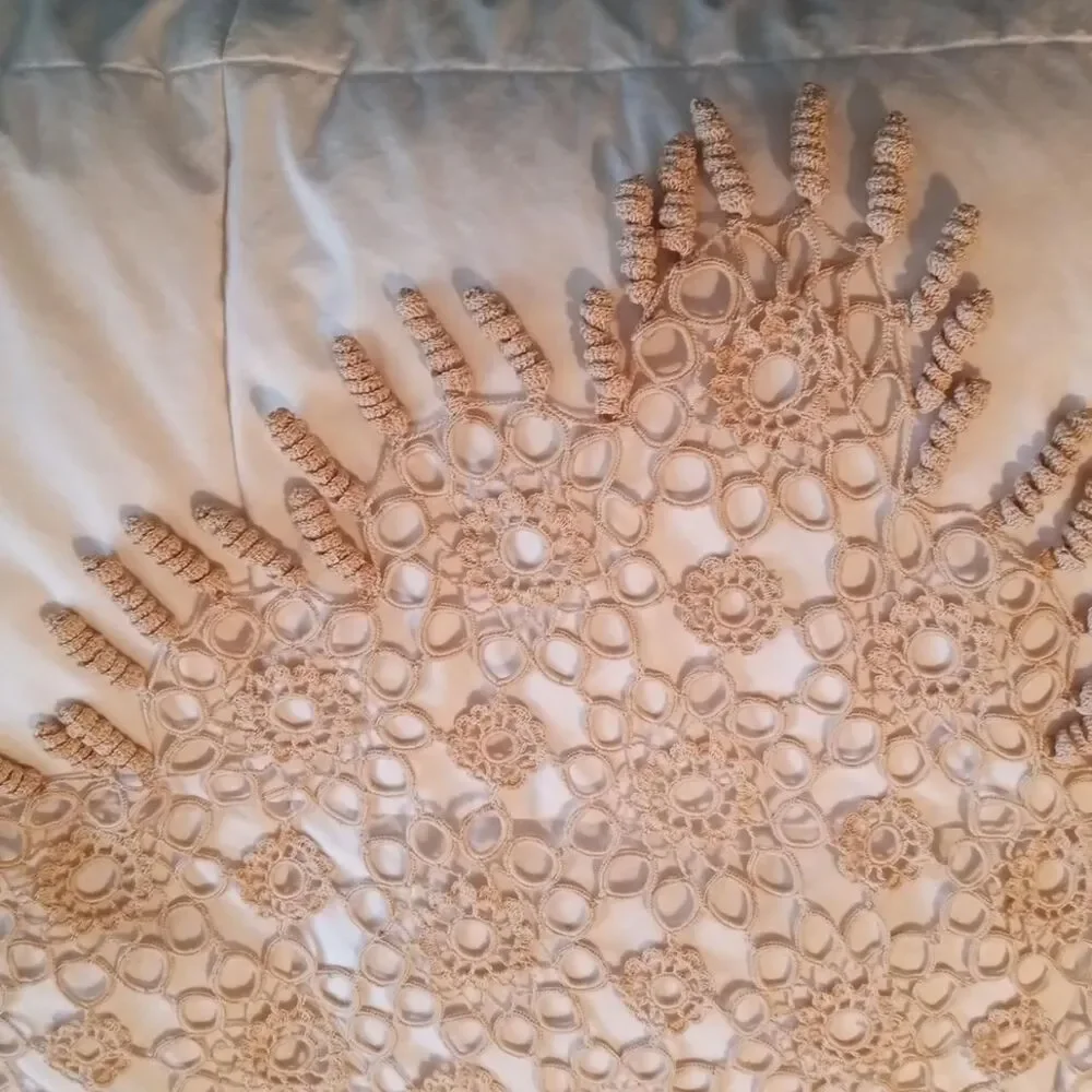Source Unknown incredible crocheted